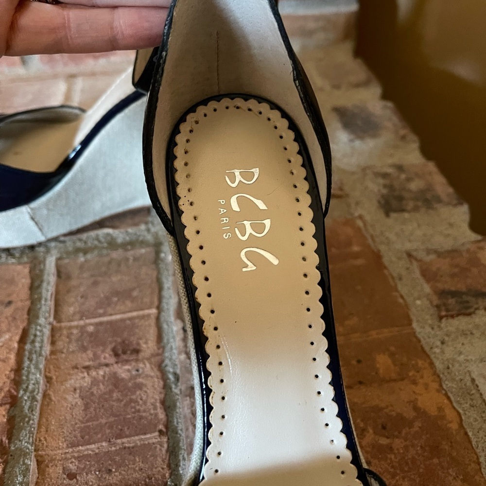 BCBG Paris Lakyle2 Navy Wedges - Picture 10 of 12